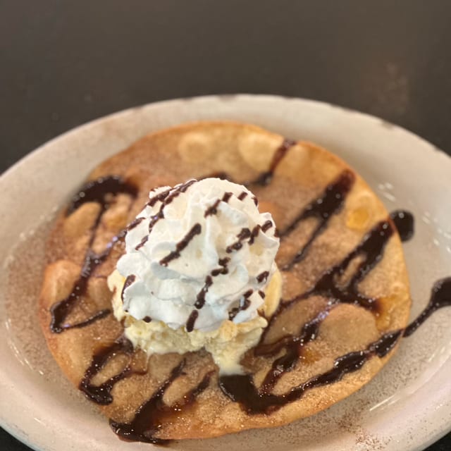 Sopapilla.