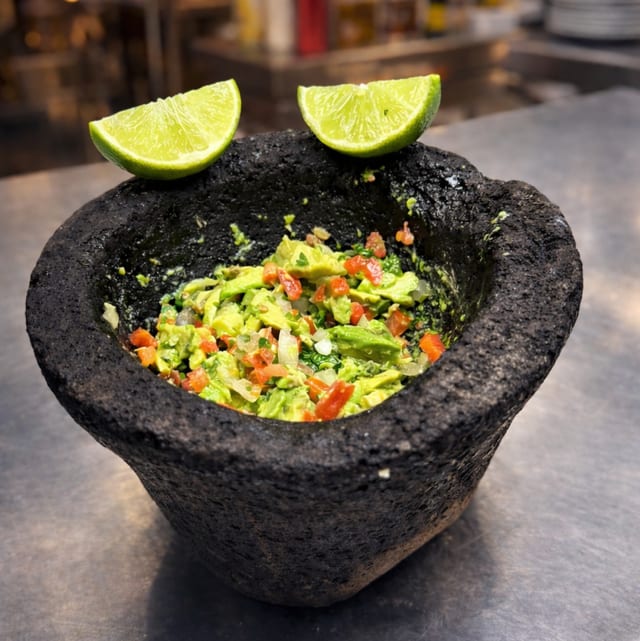 Guacamole Tableside Single.